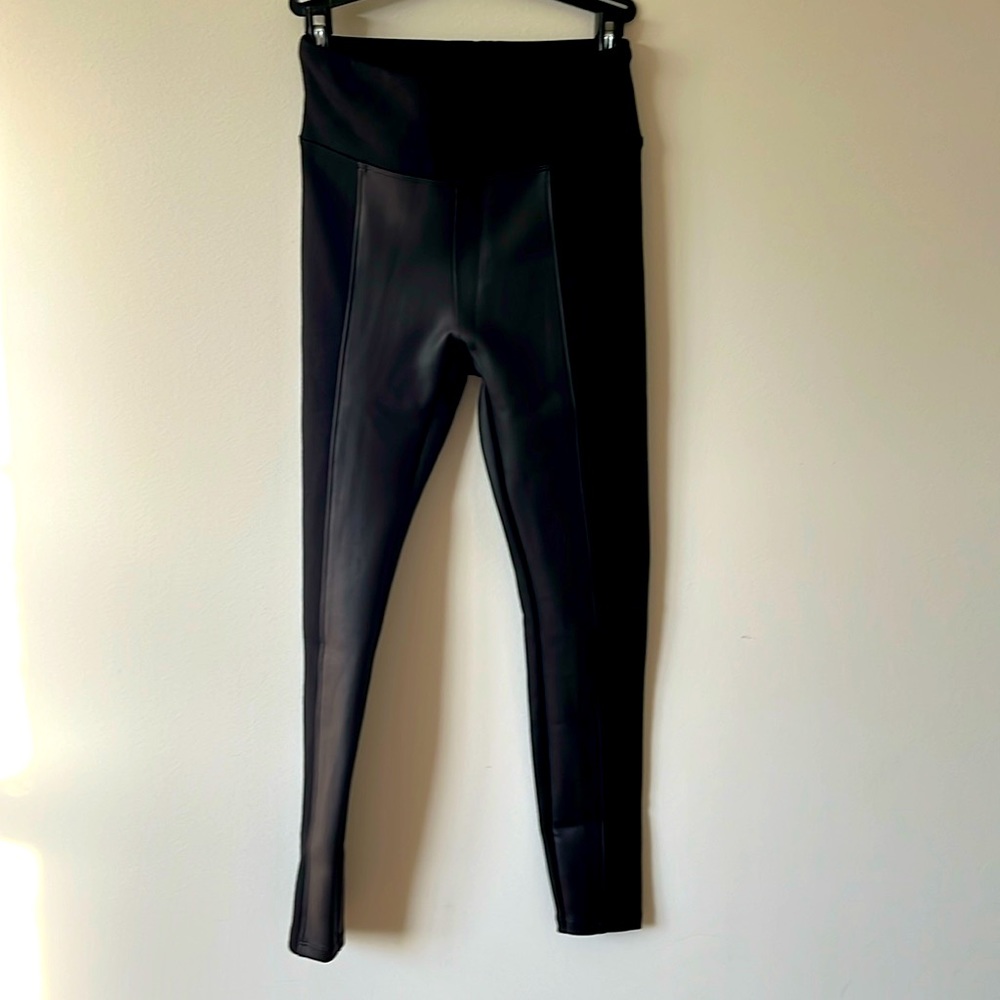 Express, 1/2 faux leather leggings, XSP